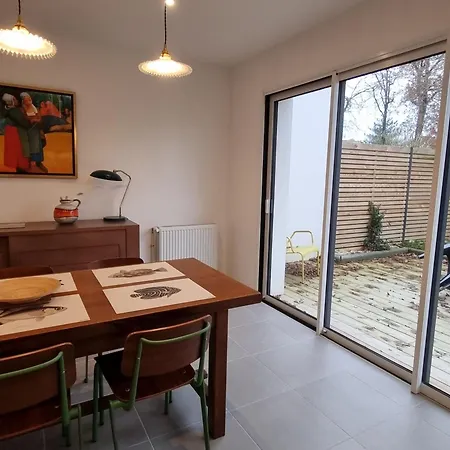 Maison Moderne 6 Pers, Et Internet A 900m, Animaux Acceptes - Fr-1-775-4 * Le Tour-du-Parc